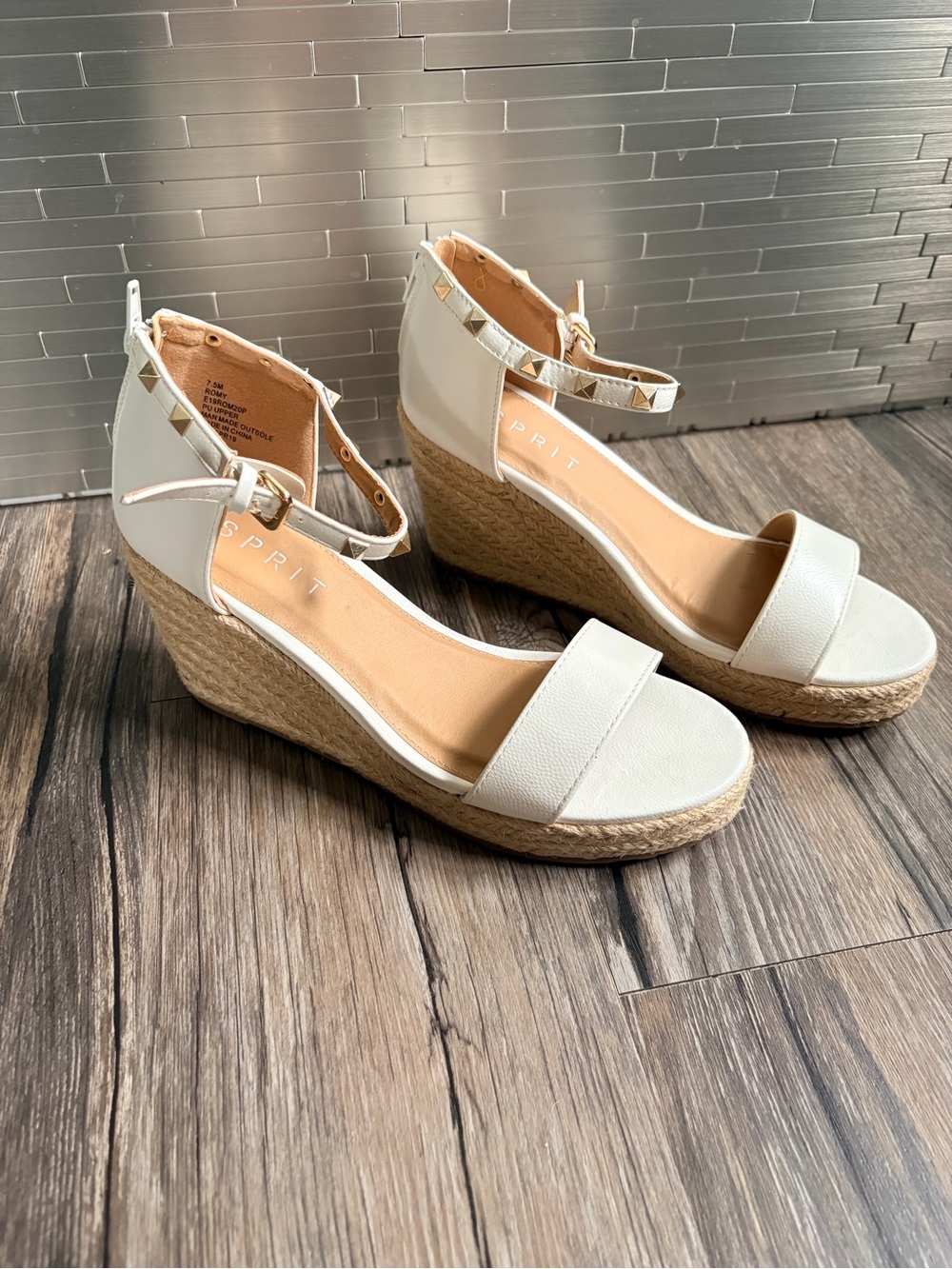 NWOT Esprit Roma White Wedge Espadrille Sandals with Ankle Strap
